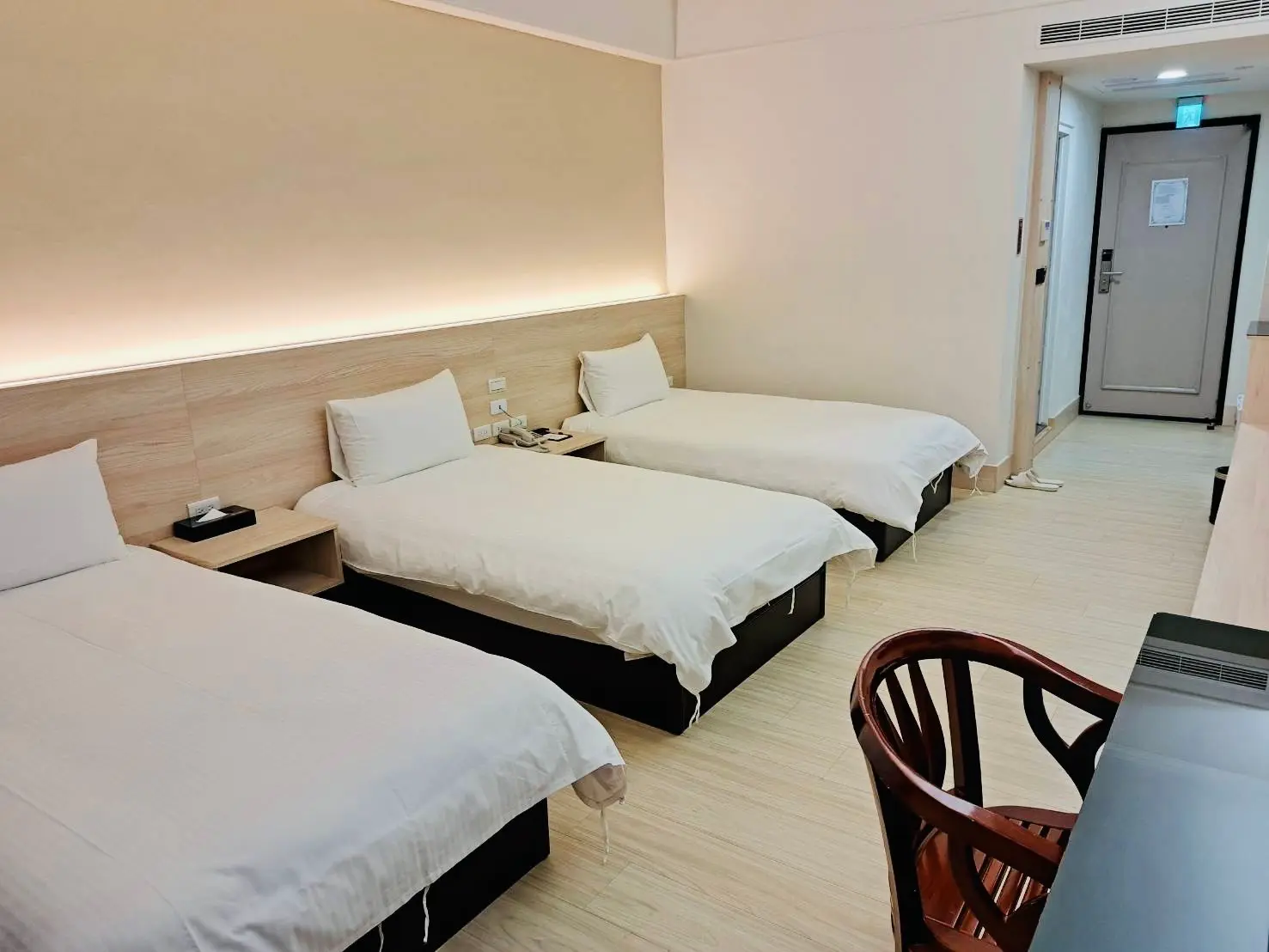 ＴＲＰ豪華三人房【三單床】